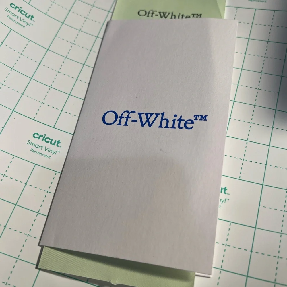 Off-white Accessory | Sticky Notes - Picture 5 of 6